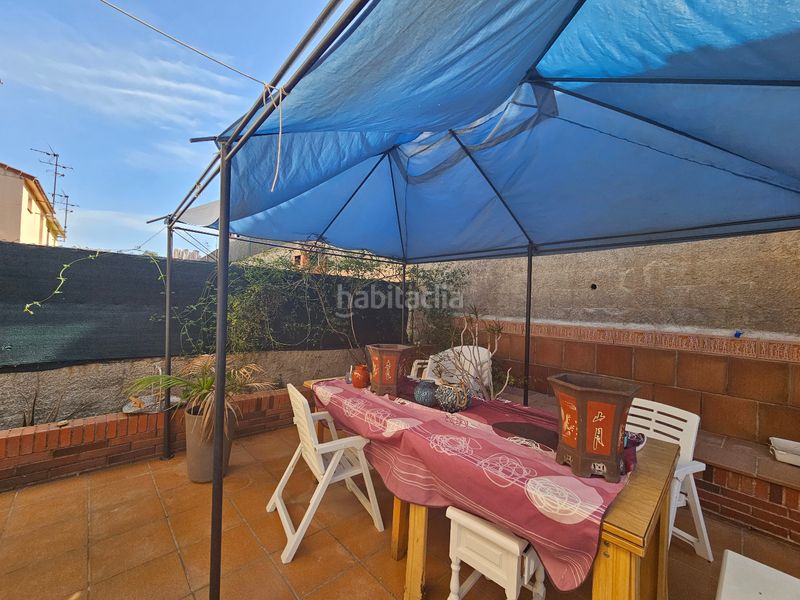 Foto d35d4050-152d-4173-91f3-489310f1b291. Casa aparellada amb piscina a Pallaresos (Els)