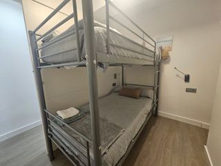 Miete Appartement  Calle pompeu fabra 28. Planta baja en alquiler temporal