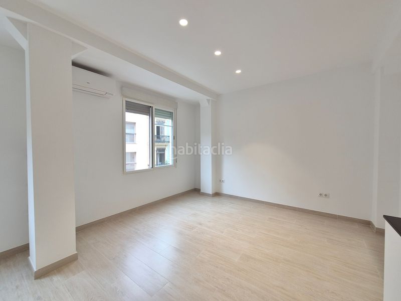 Piso reformado con excelentes calidades en pleno corazón del barrio dEl Carmen en Valencia - Imagen 12