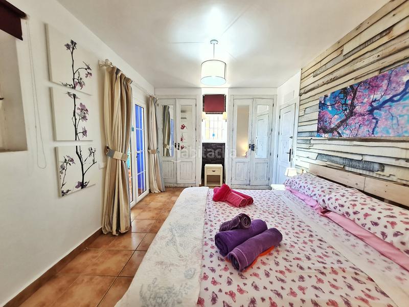 Foto 0b7eacb0-4923-42d3-a347-40cd247bda5a. Chalet avec cheminée parking piscine dans Cala Marqués Vera