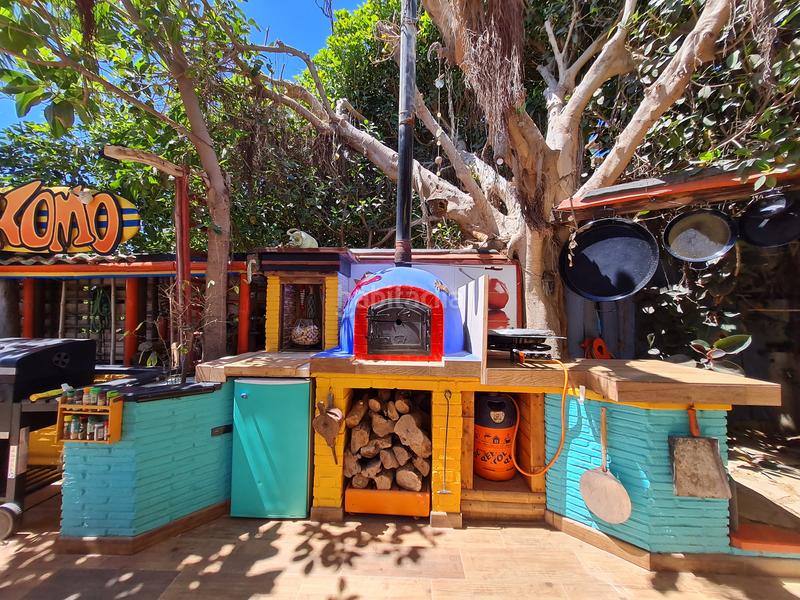 Foto 33c3524d-03f4-4009-9c7c-4b8a8229ae30. Chalet avec cheminée parking piscine dans Cala Marqués Vera