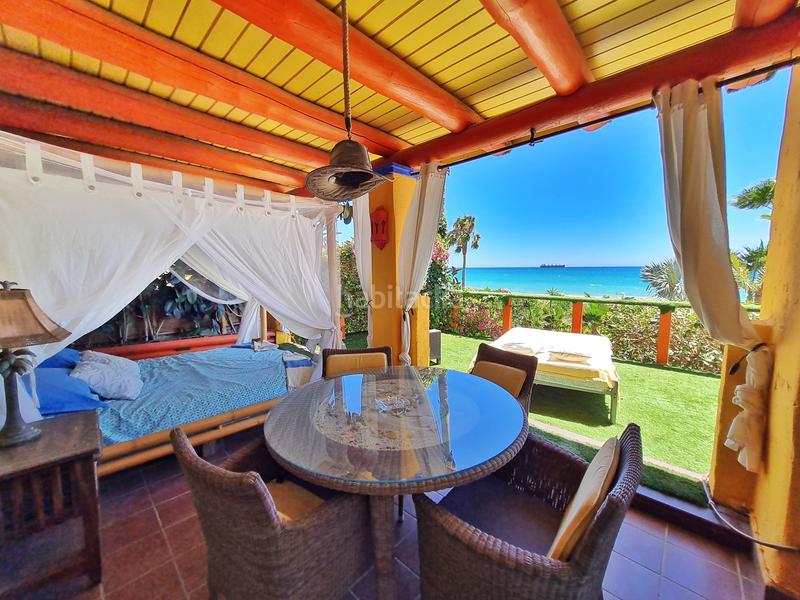 Foto 9101534f-8674-46ce-8637-132df96b8115. Chalet avec cheminée parking piscine dans Cala Marqués Vera