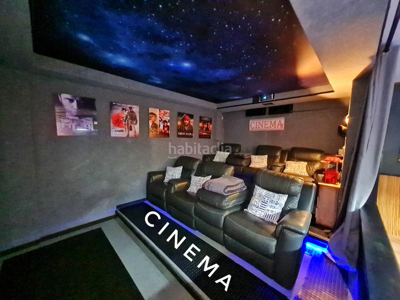 Foto f6048fec-0584-457b-8778-9e1bb858e8b6. Chalet avec cheminée parking piscine dans Cala Marqués Vera