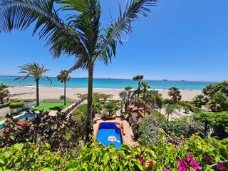 Xalet en Cala Marqus. Chalet en primera linea - vera playa