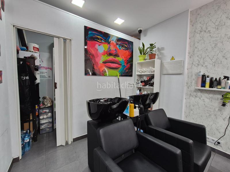 Foto 98fa1f51-768b-4d76-b00e-18f39d50ea34. Traspaso local comercial traspaso ruzafa - peluqueria y estudio tatuaje en Valencia