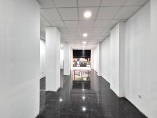 Location Local commercial  Carrer de salamanca. Local en calle salamanca - un lienzo en blanco