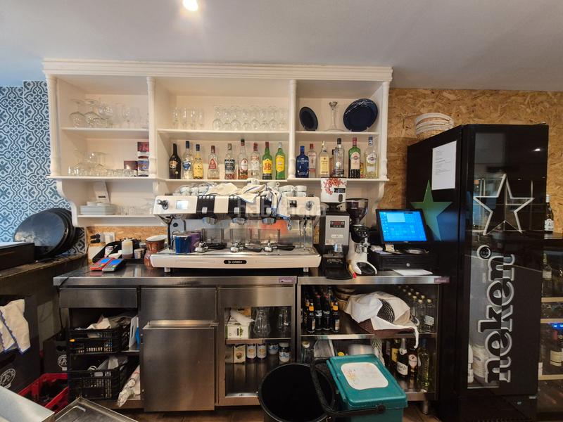 Foto 2dbef2ac-54f0-4b12-8f1e-01c36fc9f8da. Pas-de-porte local commercial dans Sant Francesc Valencia