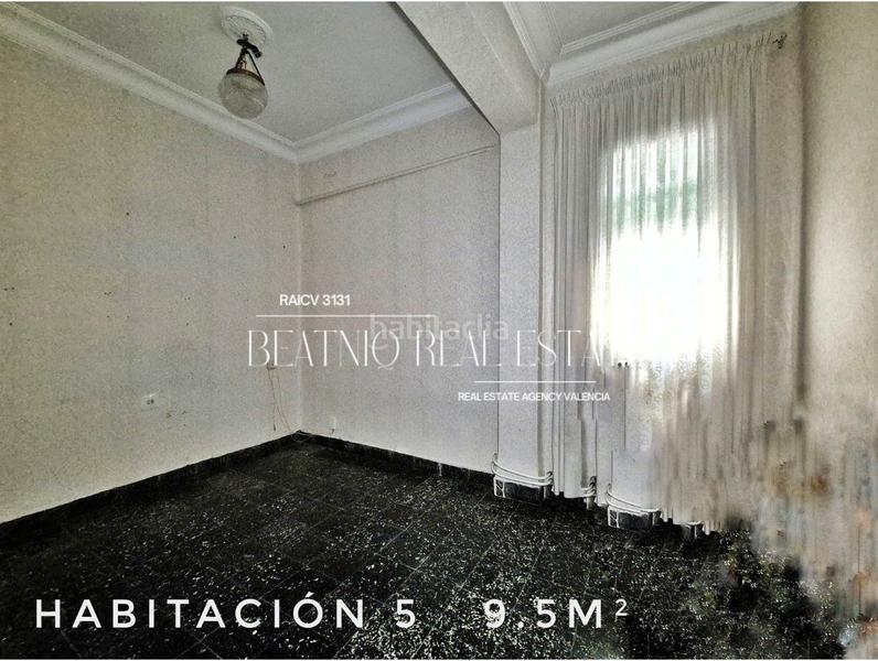 Foto 1c8d44ff-c05c-4aaa-8b85-80656149e8b7. Pis a Russafa Valencia