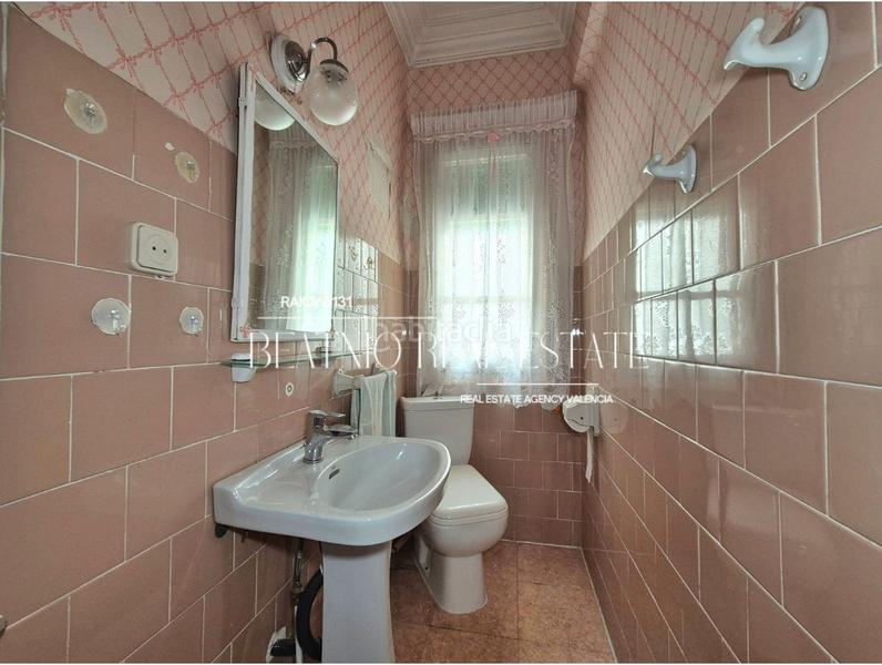 Foto 87110218-2827-4e06-8e59-6fc4c96657f3. Pis a Russafa Valencia