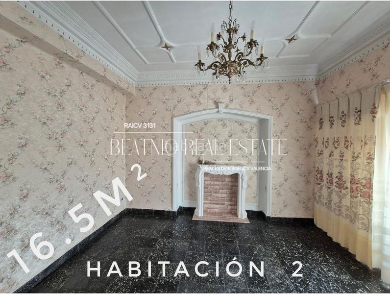 Foto b4acdc05-29c2-4abb-a6c0-c54a009a157a. Pis a Russafa Valencia