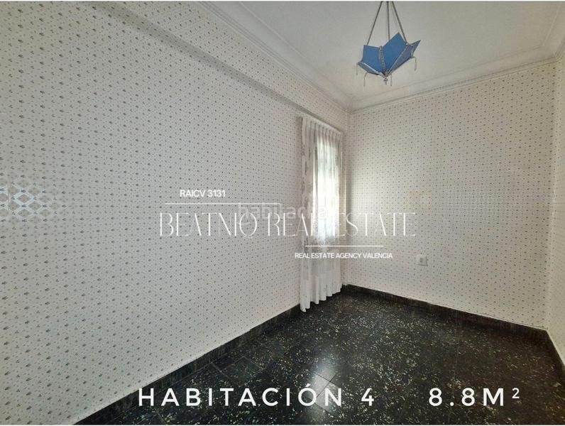 Foto cf67887f-6ddf-4f75-9407-7446c4495177. Pis a Russafa Valencia