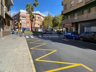 Parking coche en San Antonio. Boxplaza de garaje en venta en huelva