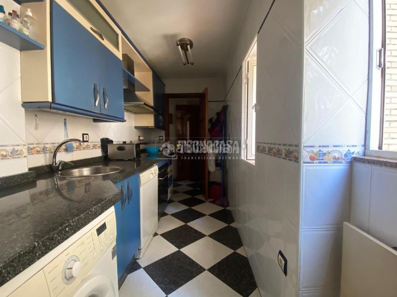 Foto 344a1732-58be-4724-a75d-cdb42a25133f. Pis a La Orden Huelva