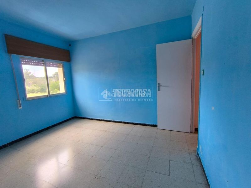 Foto f3868bb0-fae9-4d7e-96c3-8c69cd4af406. Pis a San Antonio Huelva