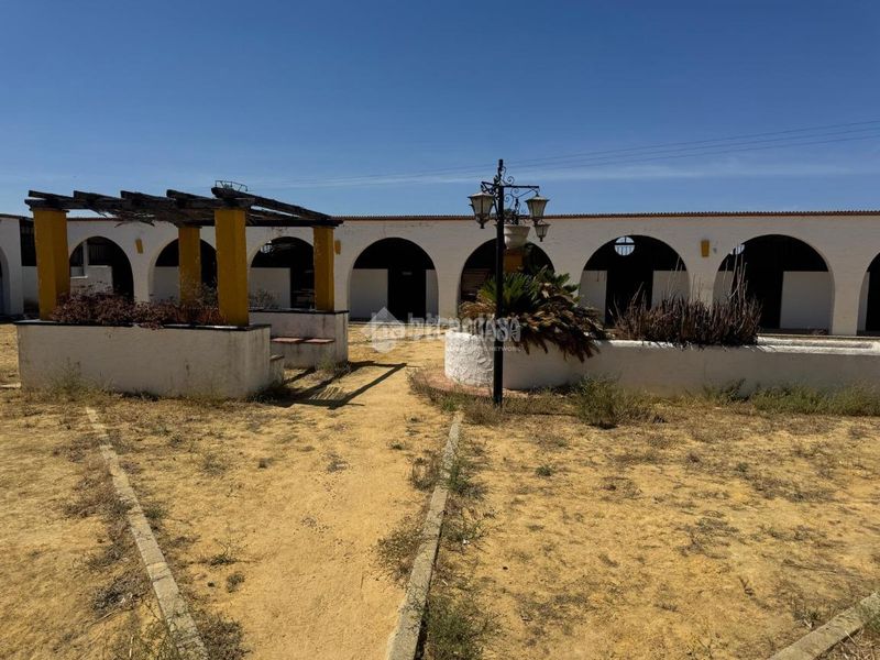 Foto cc07a142-312b-4025-92d4-b19d9f13edf8. Finca rústica a Las Torres - Guadalupe Huelva