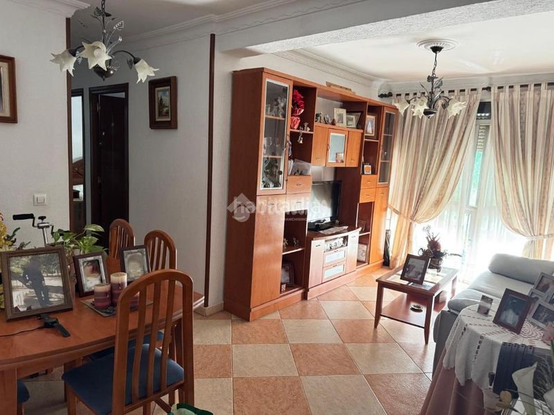 Foto f94f4414-f25a-4755-b631-ebeaccf72bd6. Pis a La Orden Huelva
