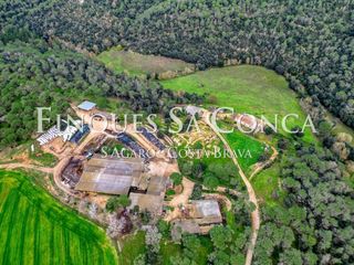 Masia a Matemale. Cass� de la selvafinca rustica