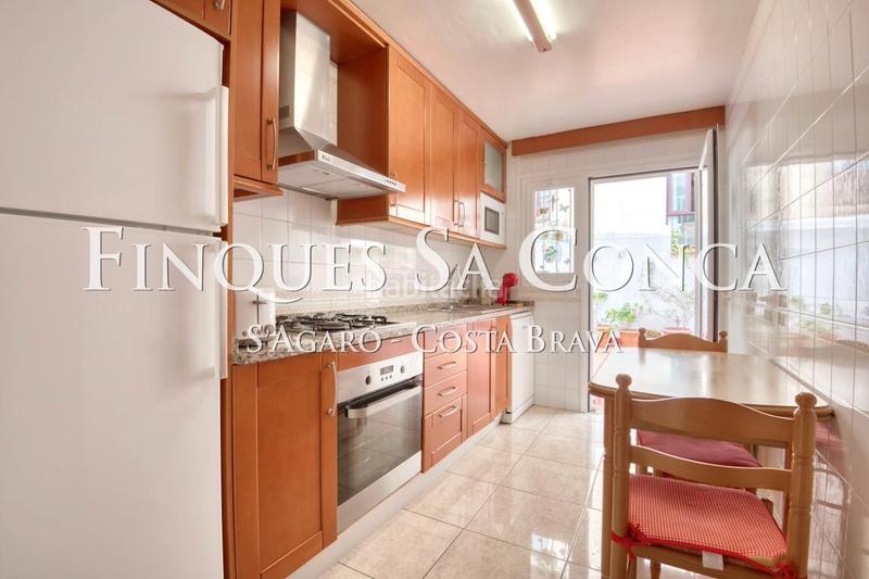 Foto a8bdec8d-c5b2-41bb-8111-445857164477. Pis amb calefacció aparcament a Eixample Sant Feliu de Guíxols