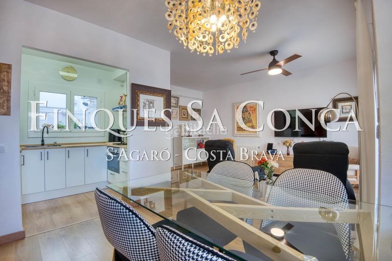 Foto 3a9bcfe1-1fe3-4d43-9d10-22ea4383f252. Apartament amb calefacció a Eixample Sant Feliu de Guíxols