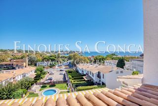 Semi detached house  Via de tren. Sagarocasa