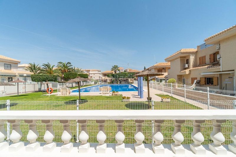 Foto 2577c997-5a49-4cc6-867f-543a400cb830. Casa a Playa Flamenca Orihuela