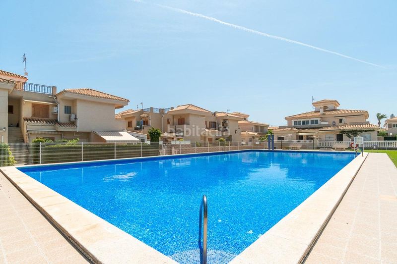 Foto 6b601778-1a8b-4cbf-8518-e88a1d0eb873. Casa a Playa Flamenca Orihuela