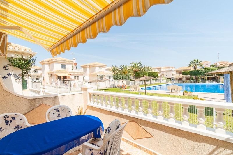 Foto 8b92bd03-3b5b-449f-a99f-465e7f523120. Casa a Playa Flamenca Orihuela