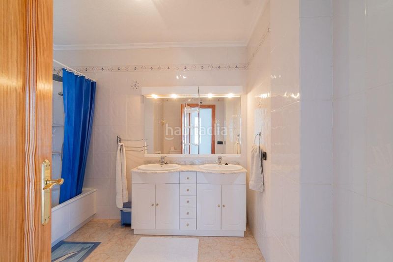 Foto d512c597-8d92-4529-9107-efcc7293c46b. Casa a Playa Flamenca Orihuela