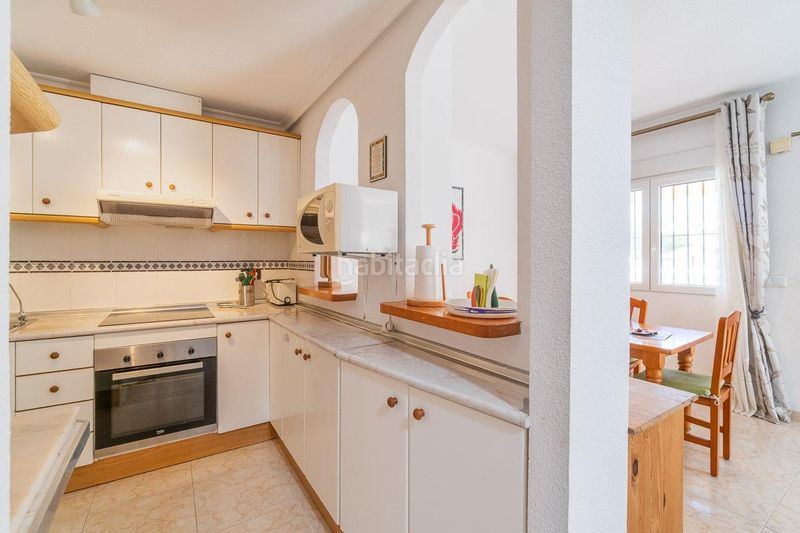 Foto fa588a1b-0958-4cde-b9c1-52e05d2734f2. Casa a Playa Flamenca Orihuela