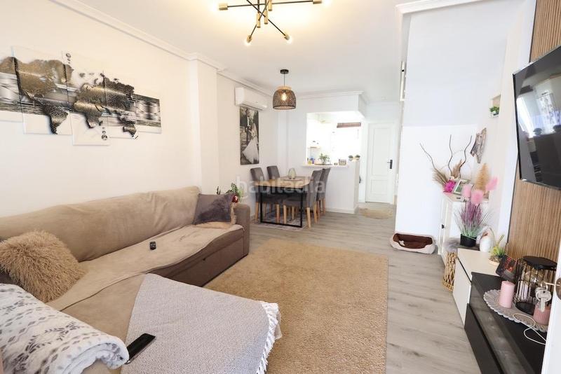 Foto 06c268d8-ab2d-4c23-9909-f794683a0bd0. Casa adosada en Pueblo Latino Pilar de la Horadada