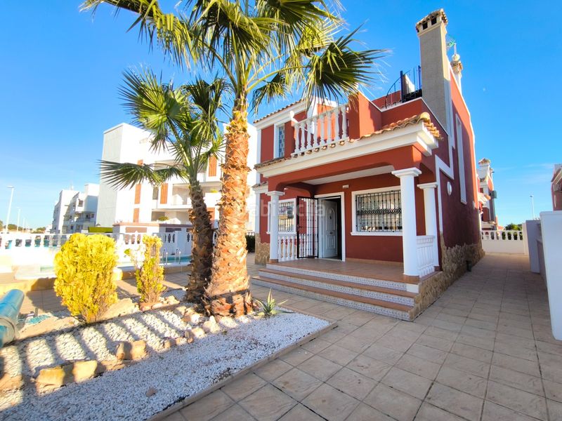 Foto 8fec40da-3130-4f02-8876-9580778c4156. Casa amb aparcament piscina a Lomas de Cabo Roig - Los Dolses Orihuela