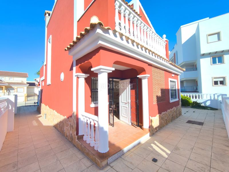 Foto e3c37aff-ea48-464e-b19f-1de970e1ec66. Casa amb aparcament piscina a Lomas de Cabo Roig - Los Dolses Orihuela