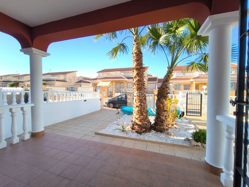 Foto fbd3f53f-c158-4f03-8fad-394be12cd62b. Casa amb aparcament piscina a Lomas de Cabo Roig - Los Dolses Orihuela