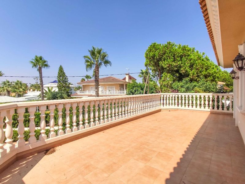 Foto 7b9b39f5-a476-4e98-94b0-24db1dca76e8. Casa a Cabo Roig Orihuela