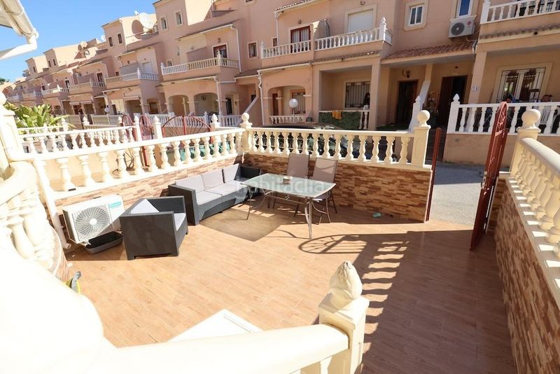 Foto 249725ba-e494-45d4-842f-53854e46e8e8. Casa adosada en Playa Flamenca Orihuela
