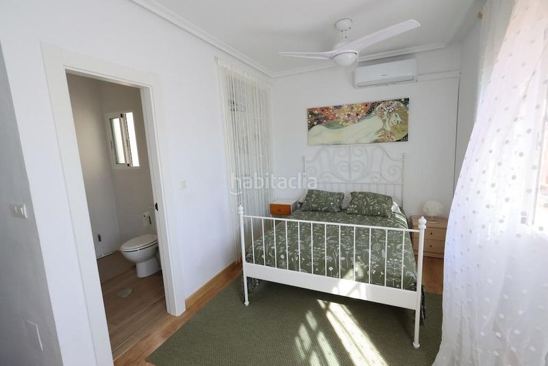 Foto 571e3fa6-a0e6-46af-af48-50045bb19f3d. Casa adosada en Playa Flamenca Orihuela