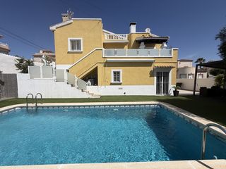 Maison à Orihuela Ciudad