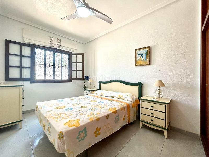 Foto 5ab884f2-a667-40ae-9e15-5af19c333849. Maison dans La Zenia Orihuela