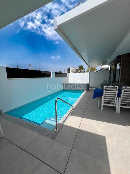 Foto 5e360080-e2d2-46df-8f40-3a86a7c2a401. Casa amb piscina a Lo Pagán San Pedro del Pinatar