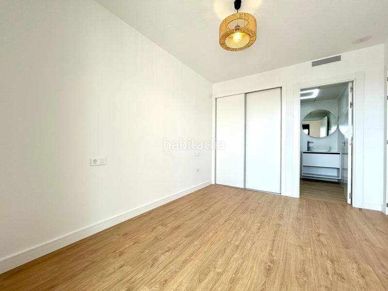 Foto 35de316a-cbb4-47da-89d1-5ce881f33658. Àtic a Los Almendros Orihuela