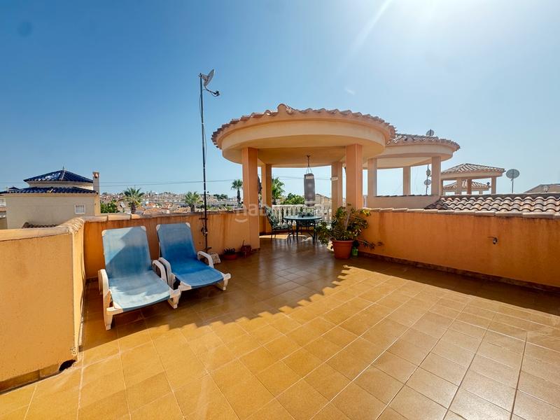 Foto aea13db3-9481-4cdc-a14b-8235b69d2fad. Casa in Orihuela ciudad Orihuela