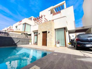 Haus in Pueblo Bravo