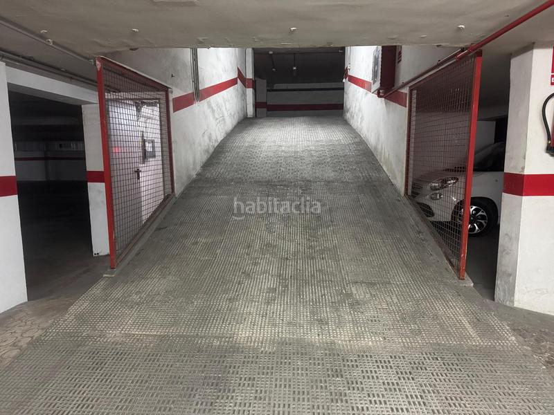 Foto 7a432071-8b35-47dd-8289-953dff496f7f. Parking coche en El Acequión Torrevieja