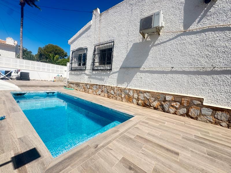 Foto 4ae4ae0d-32d4-4bd3-a0ee-be795471f997. Maison dans Orihuela ciudad Orihuela