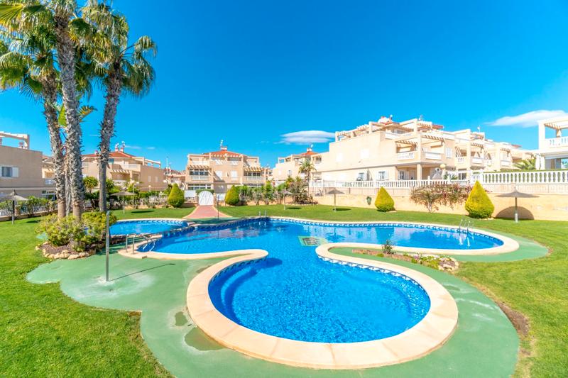 Foto 59032c0e-1fe5-4792-b388-80ca327239b8. Casa a schiera in Zeniamar - Horizonte - La Campana Orihuela