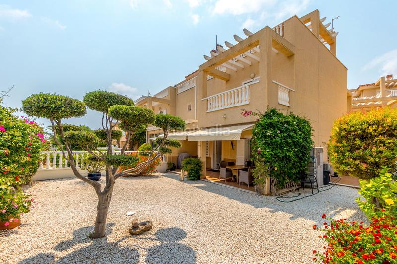 Foto ad8ab52c-a34a-4d17-ad67-c51d21e26979. Casa adossada a Zeniamar - Horizonte - La Campana Orihuela