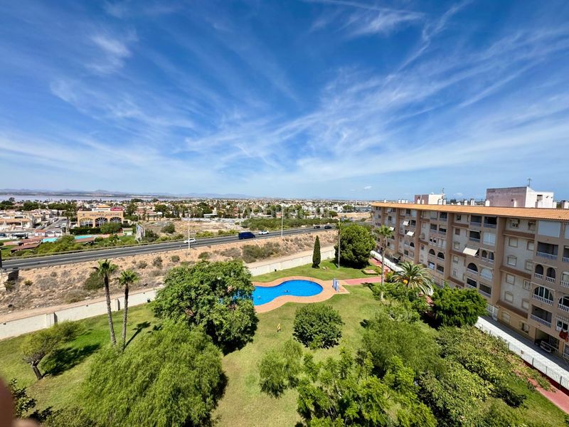 Foto f3e8d70e-9d77-4e6c-840e-3b2bc460fff9. Àtic a Parque de las Naciones Torrevieja