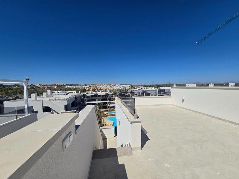 Foto 0886bf3a-045e-43da-8810-0c9cfcb425b0. Apartamento en La Florida Orihuela