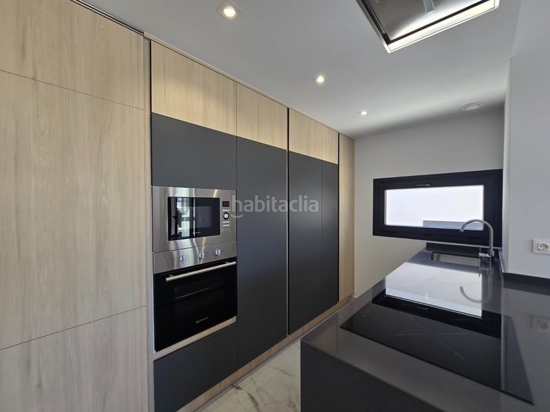 Foto b61eeb94-5e5b-46bd-bbd9-e8a00ffb9c76. Apartamento en La Florida Orihuela