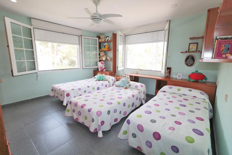 Foto 36788e62-9eea-4119-a07a-810f919e0419. Casa en Cabo Roig Orihuela